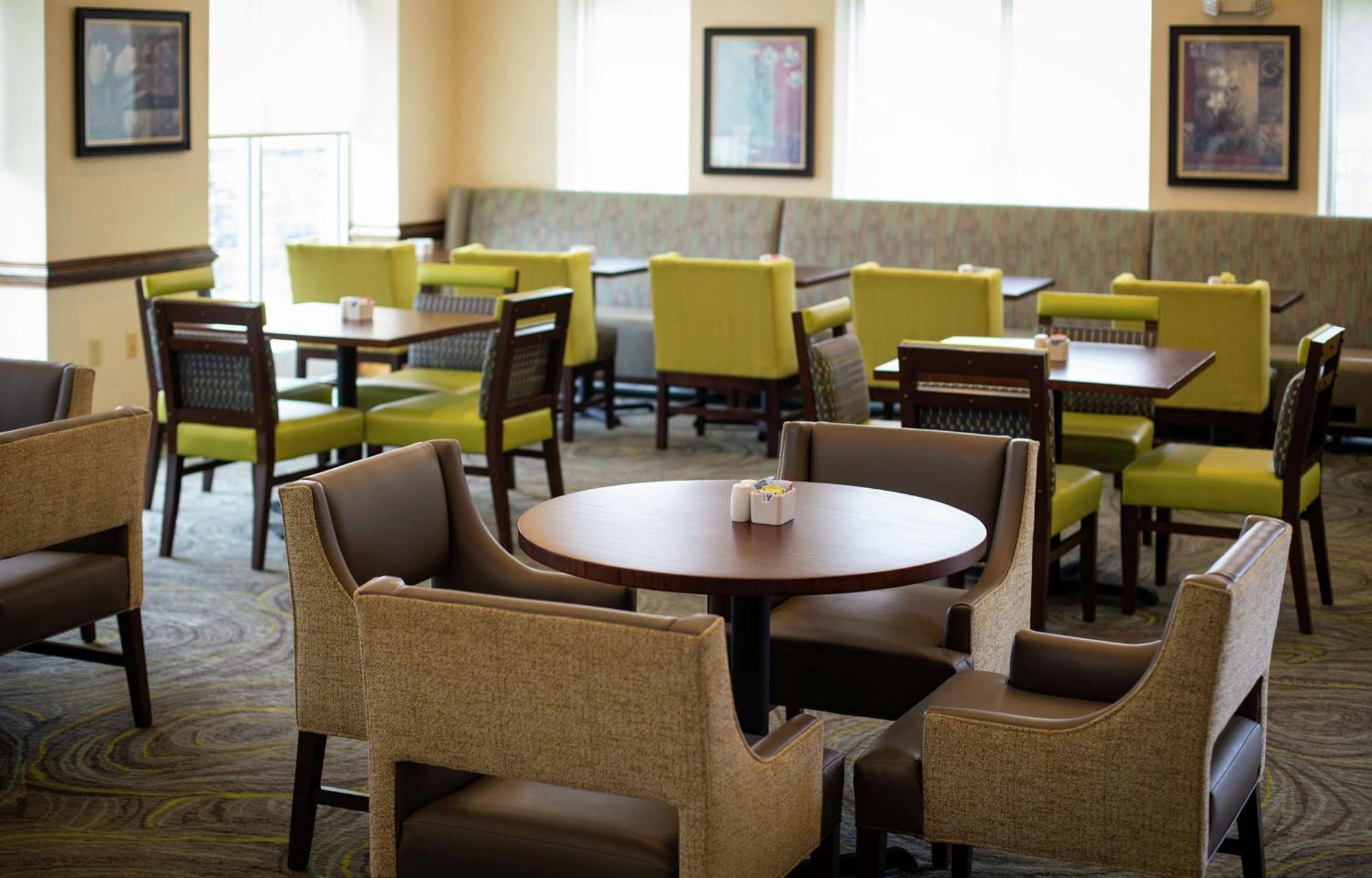 Hilton Garden Inn Valdosta Ngoại thất bức ảnh