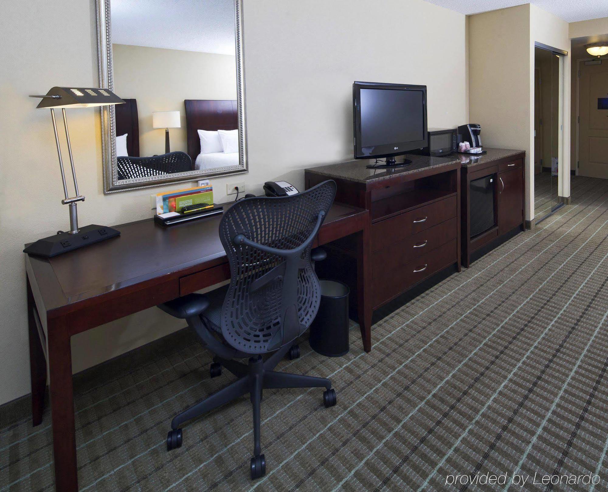 Hilton Garden Inn Valdosta Ngoại thất bức ảnh